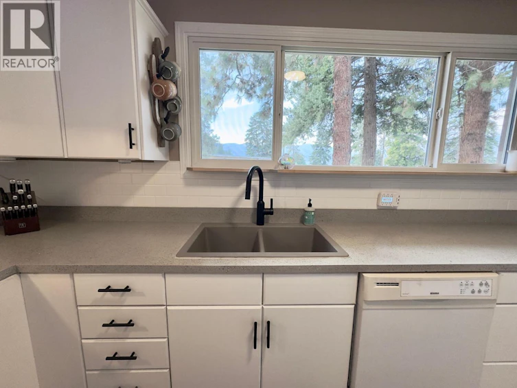 1150 Mcpherson Place, Penticton, BC, V2A 3Y3 - 15