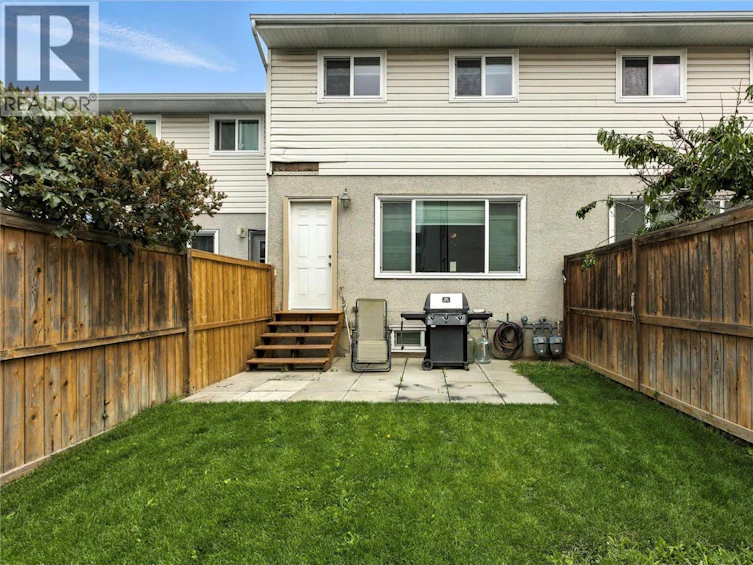 4-800 Southill Street, Kamloops, BC, V2B 5L8 - 4
