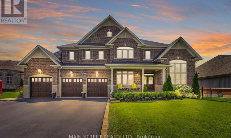 18 Country Club Crescent