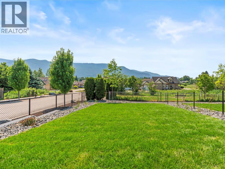 101-2345 Patterson Avenue, Armstrong, BC, V0E 1B1 - 39