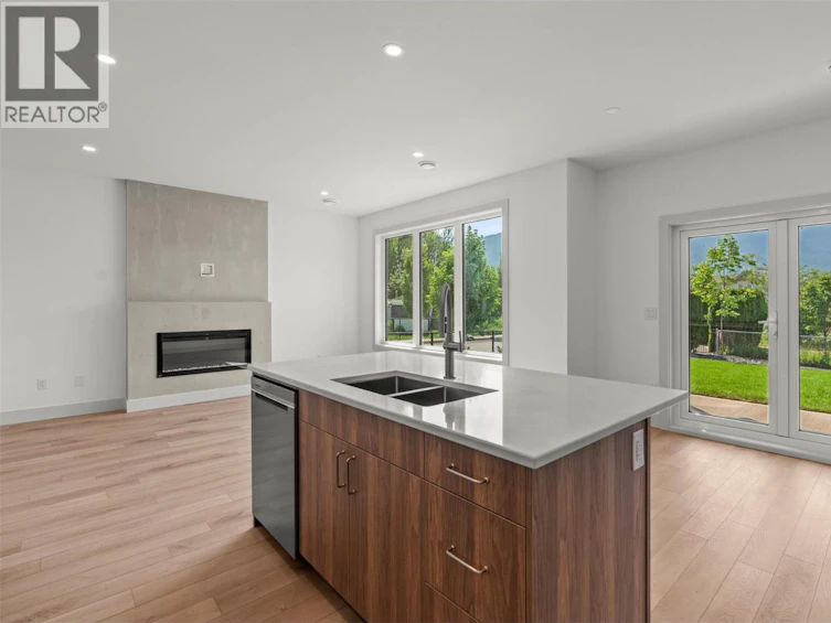 101-2345 Patterson Avenue, Armstrong, BC, V0E 1B1 - 7
