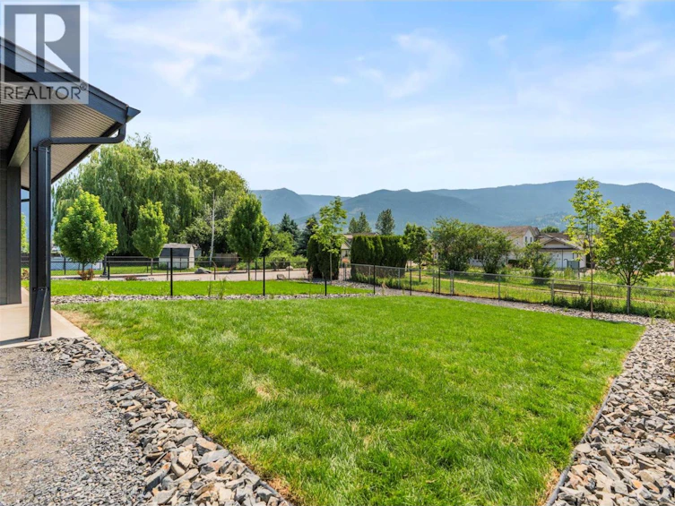 102-2345 Patterson Avenue, Armstrong, BC, V0E 1B1 - 38