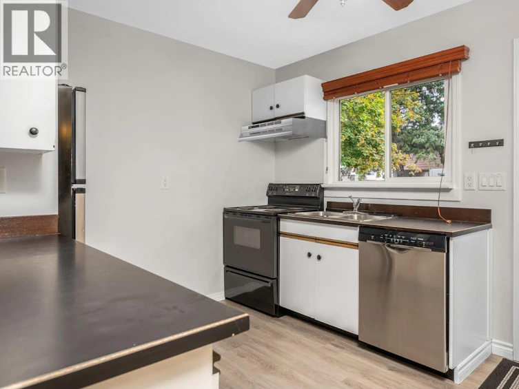 A2-3411 17 Avenue, Vernon, BC, V1T 1B6 - 6