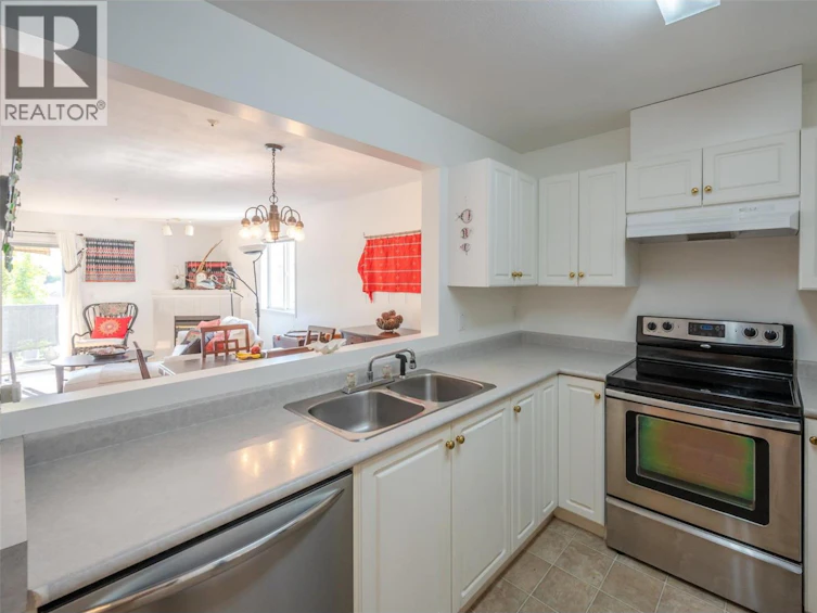 308-329 Rigsby Street, Penticton, BC, V2A 5S6 - 5