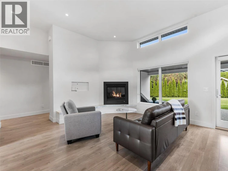 410 Sarsons Road, Kelowna, BC, V1W 1C2 - 11