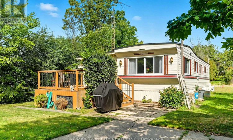 7 SUNVALLEY-1429 Sheffield Road