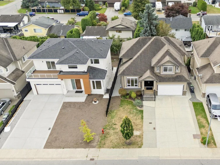 27138 35, Langley, BC, V4W 0A5 - 37