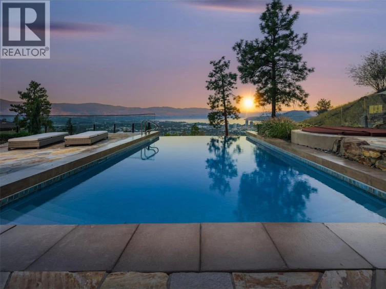 742 Highpointe Place, Kelowna, BC, V1V 2Y3 - 8