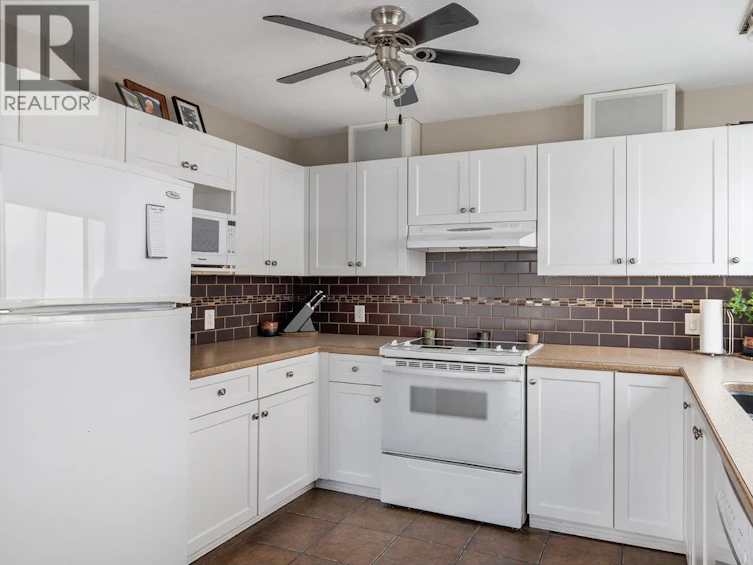 118-160 Celano Crescent, Kelowna, BC, V1V 1X9 - 9