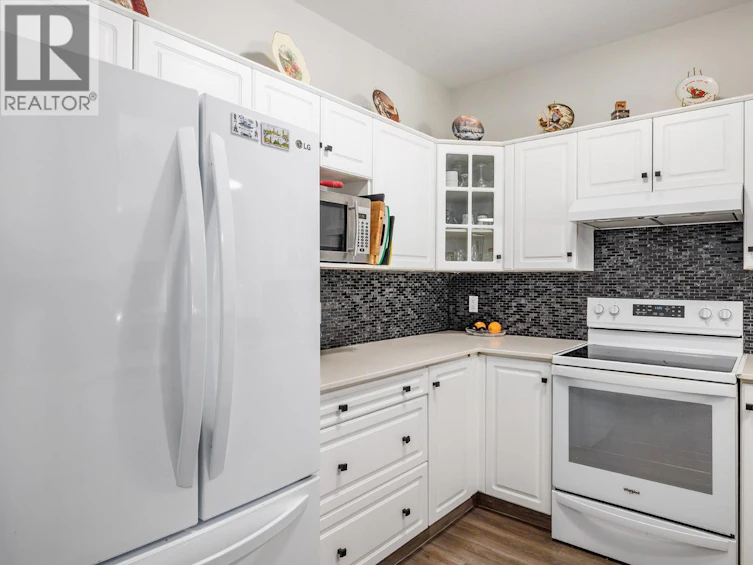 227-877 Klo Road, Kelowna, BC, V1Y 9R1 - 8