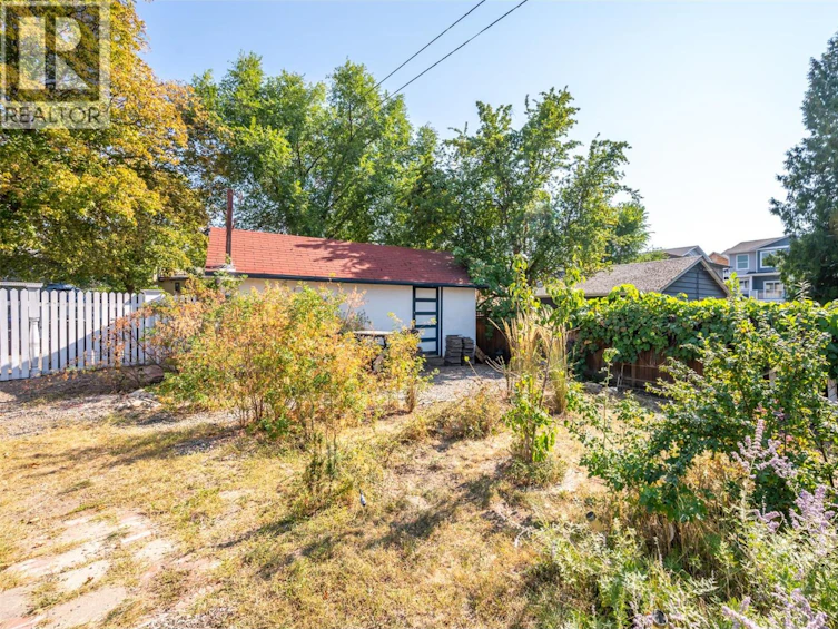 728 Argyle Street, Penticton, BC, V2A 5N7 - 50