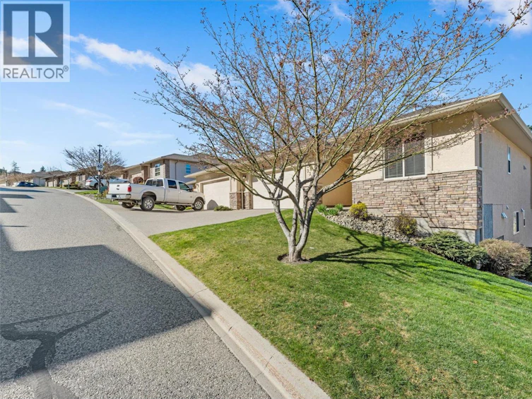 334-663 Denali Court, Kelowna, BC, V1V 2R4 - 2