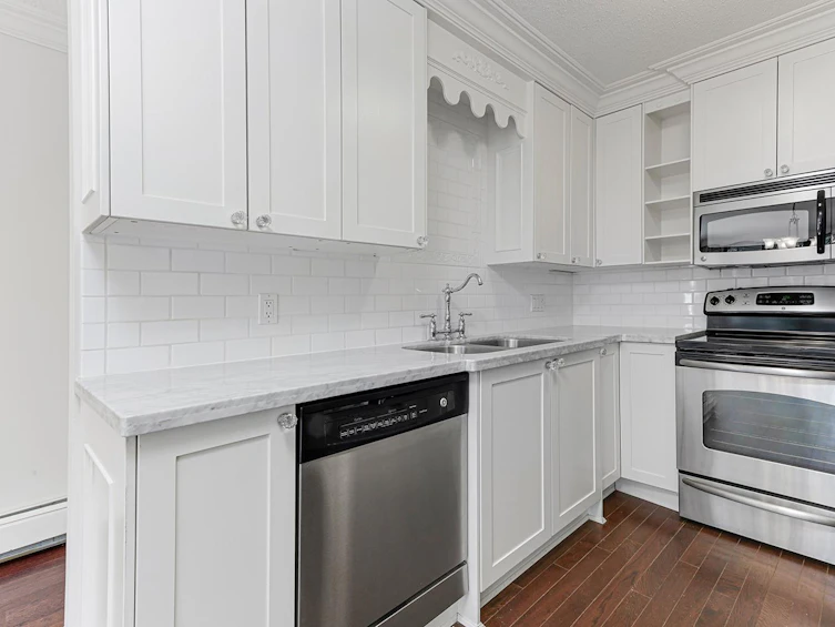 302-1442 Foster, Surrey, BC, V4B 3X7 - 8