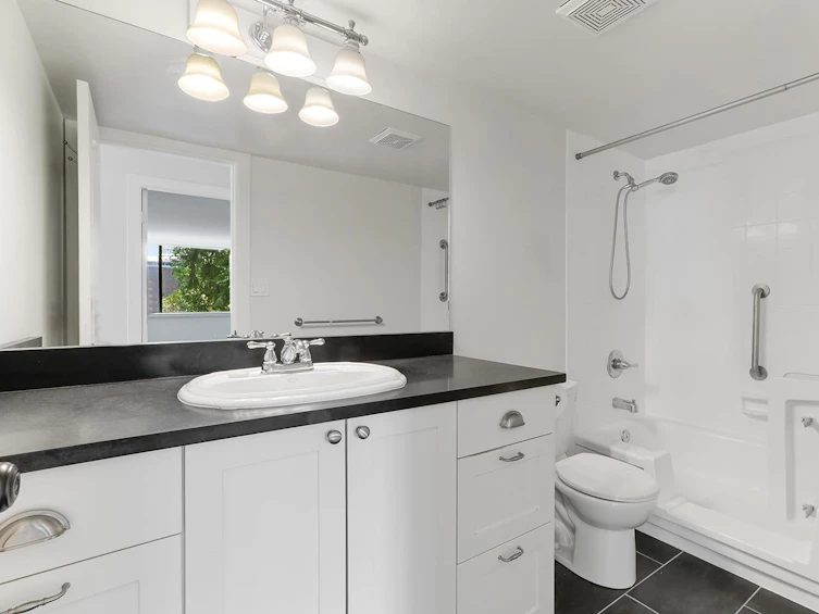 302-1442 Foster, Surrey, BC, V4B 3X7 - 19
