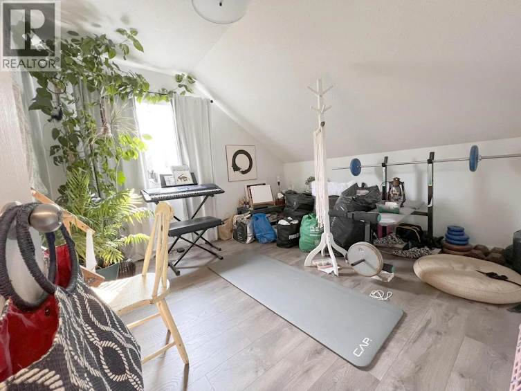 6318 Moose Point Drive, Lone Butte, BC, V0K 2K1 - 30