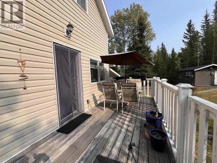 6318 Moose Point Drive, Lone Butte, BC, V0K 2K1 - 15