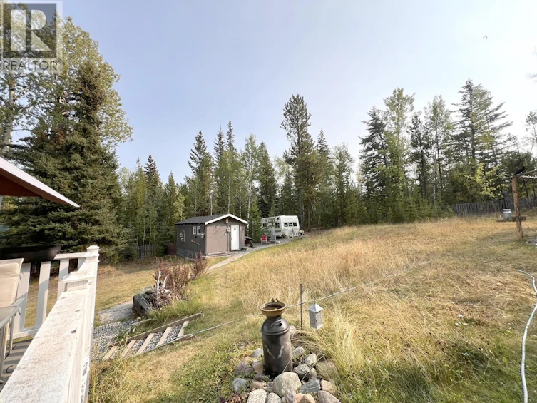 6318 Moose Point Drive, Lone Butte, BC, V0K 2K1 - 11