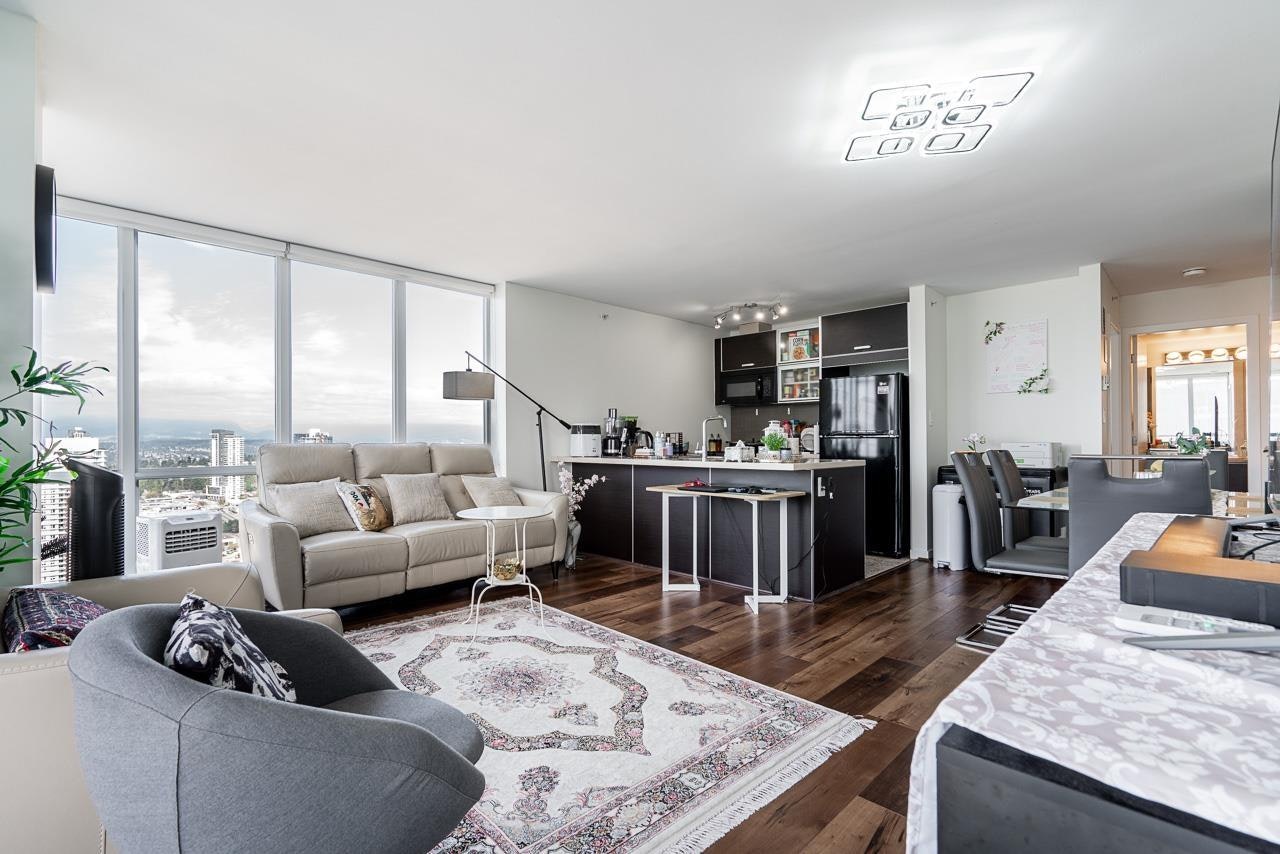 3504-13688 100 Avenue, Surrey, BC, V3T 0G5