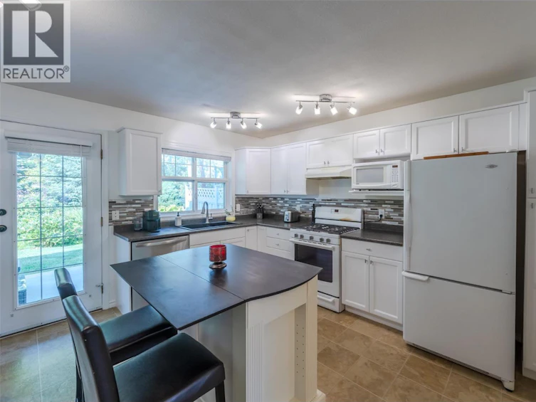 103-3825 Glen Canyon Drive, West Kelowna, BC, V4T 2T4 - 14