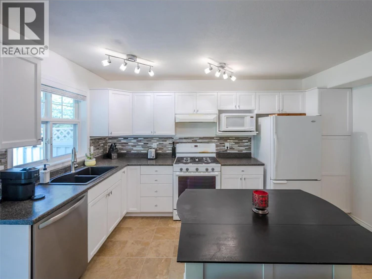 103-3825 Glen Canyon Drive, West Kelowna, BC, V4T 2T4 - 15