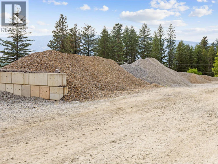 15799 Sawmill Road, Lake Country, BC, V4V 2E2 - 88