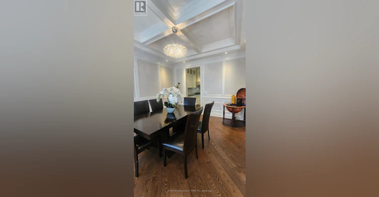 51 Kirk Bradden Road E, Toronto, ON, M8Y 2E8 - 10