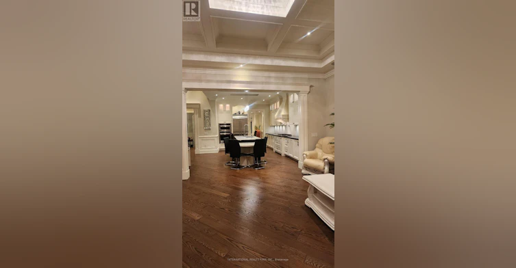 51 Kirk Bradden Road E, Toronto, ON, M8Y 2E8 - 15