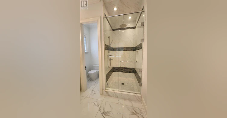 51 Kirk Bradden Road E, Toronto, ON, M8Y 2E8 - 21