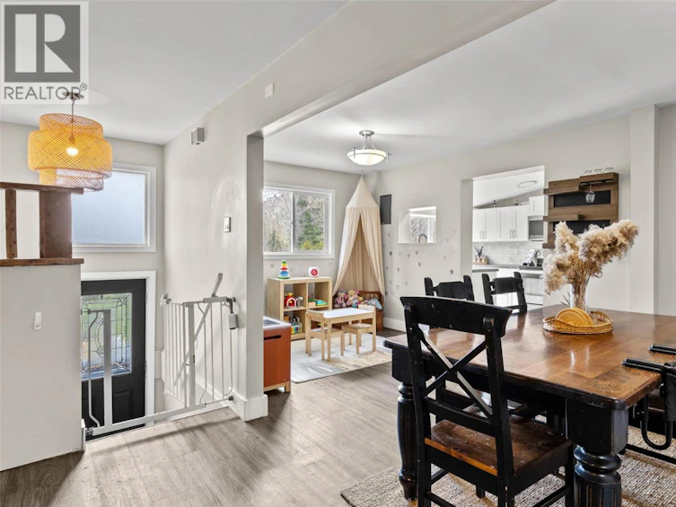366 Staines Road, Barriere, BC, V0E 1E0 - 11