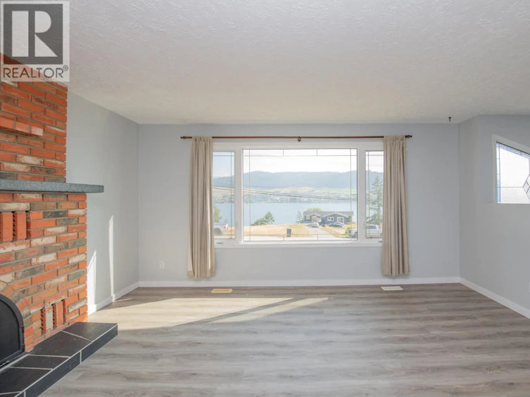 7421 Tronson Road, Vernon, BC, V1H 1S4 - 7