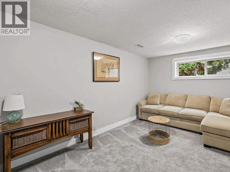 2245 Somerset Road, West Kelowna, BC, V1Z 2K9 - 52