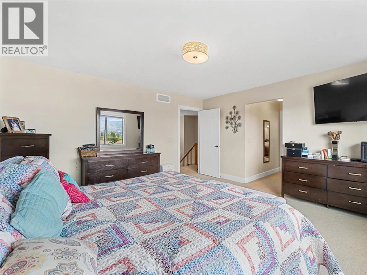 624 Lefevere Avenue, Kelowna, BC, V1W 5G7 - 35