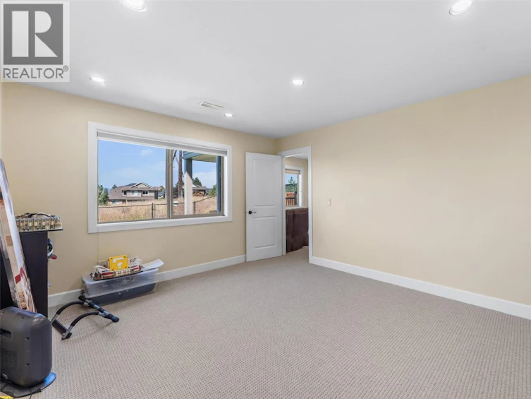 624 Lefevere Avenue, Kelowna, BC, V1W 5G7 - 49