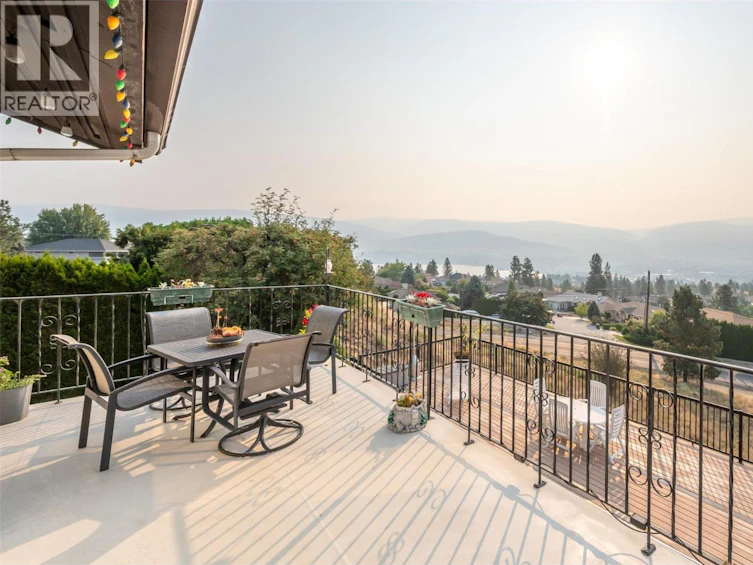 1805 Estates Place, Penticton, BC, V2A 8Y9 - 44