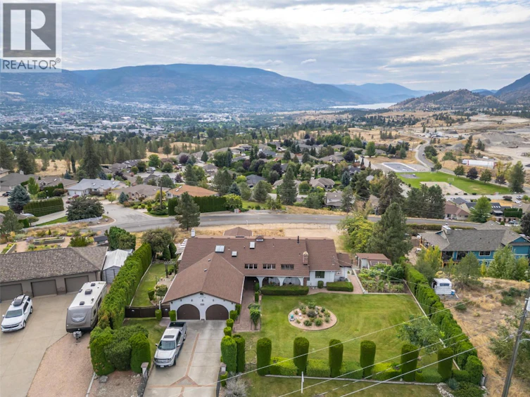 1805 Estates Place, Penticton, BC, V2A 8Y9 - 91