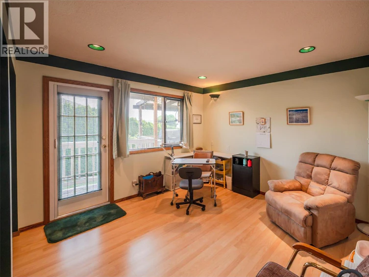 1805 Estates Place, Penticton, BC, V2A 8Y9 - 38