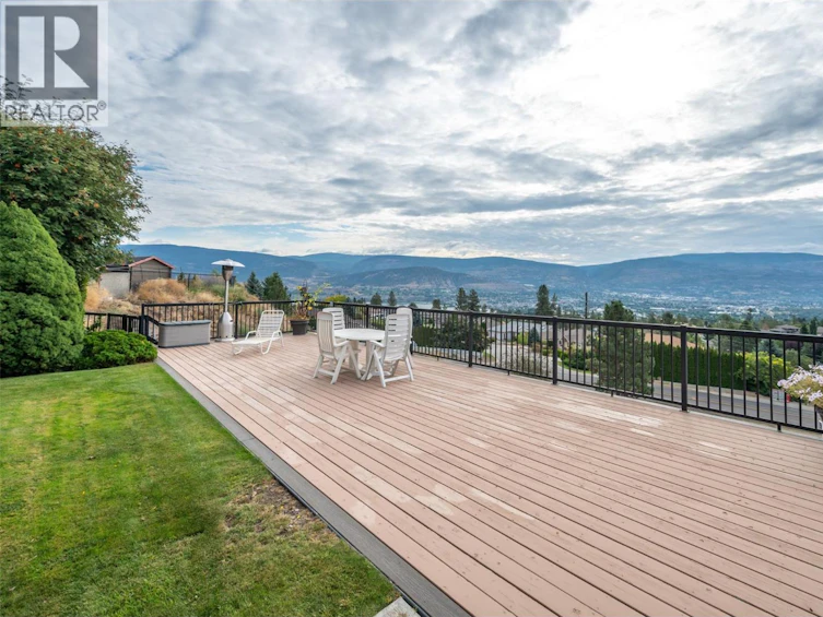 1805 Estates Place, Penticton, BC, V2A 8Y9 - 77