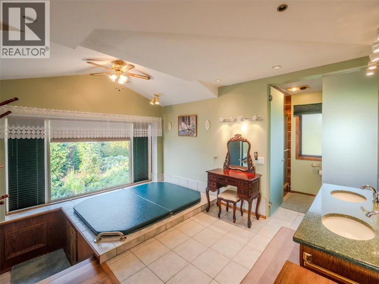 1805 Estates Place, Penticton, BC, V2A 8Y9 - 32
