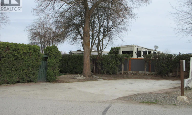 75-415 Commonwealth Road