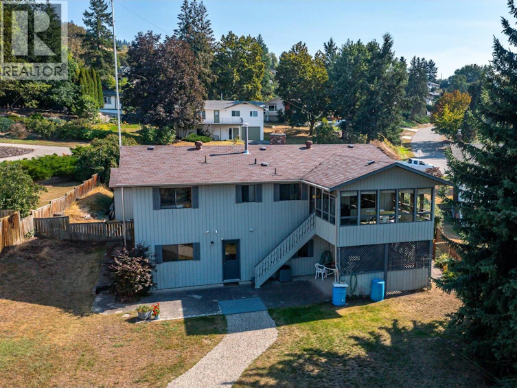 547 Robin Road, Vernon, BC, V1B 3B2 - 2