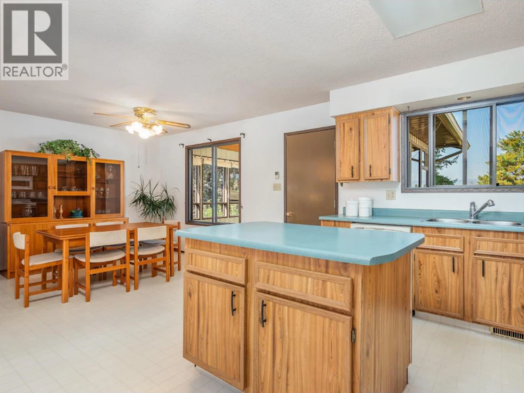 547 Robin Road, Vernon, BC, V1B 3B2 - 11