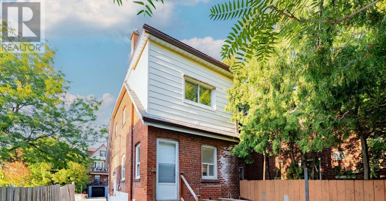 Main-4 Greenlaw Avenue, Toronto, ON, M6H 3V5 - 17