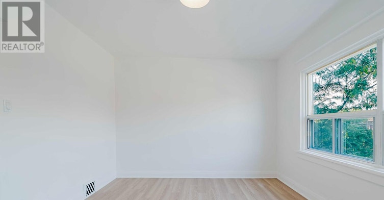 Main-4 Greenlaw Avenue, Toronto, ON, M6H 3V5 - 14