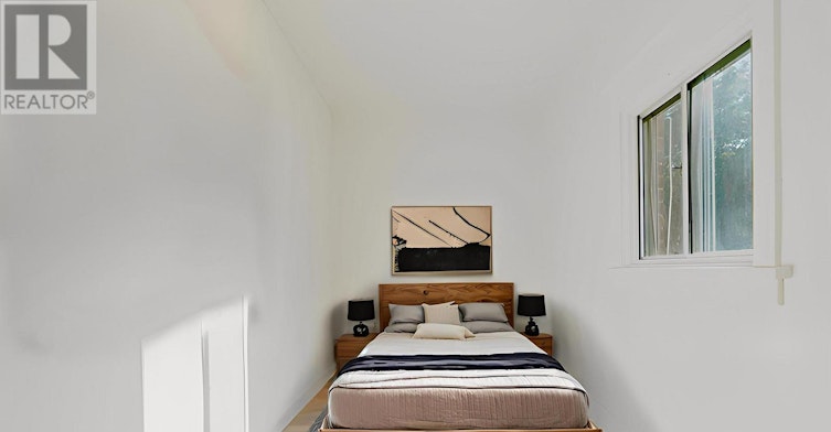 Main-4 Greenlaw Avenue, Toronto, ON, M6H 3V5 - 8