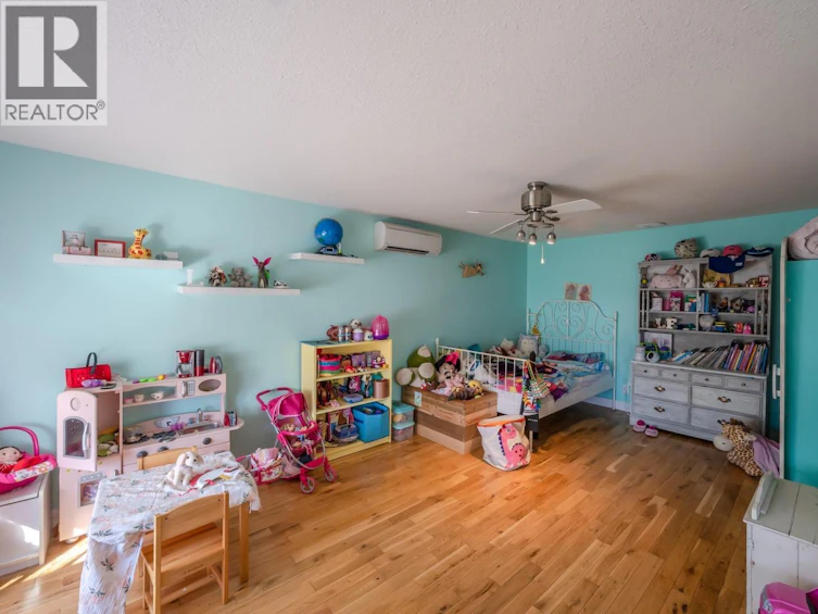 9716 Thompson Road, Summerland, BC, V0H 1Z3 - 15