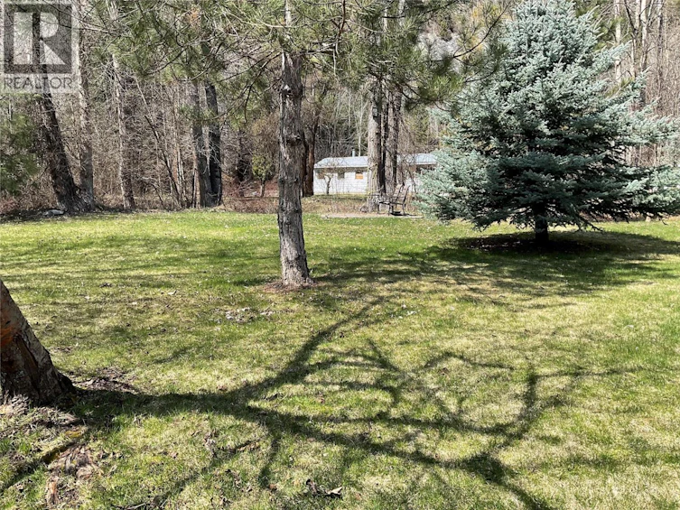 19-321 N Copper Avenue, Greenwood, BC, V0H 1J0 - 3