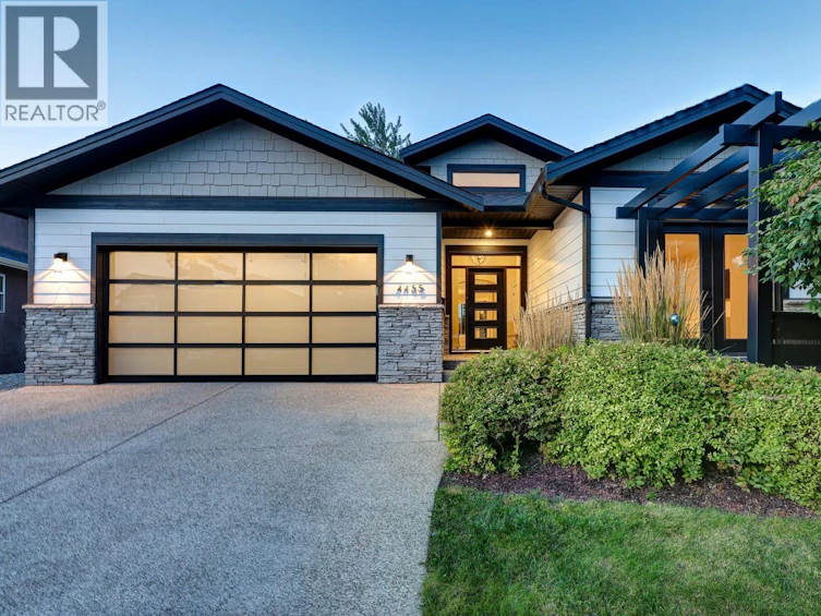4455 Sherwood Court, Kelowna, BC, V1W 1E7 - 2