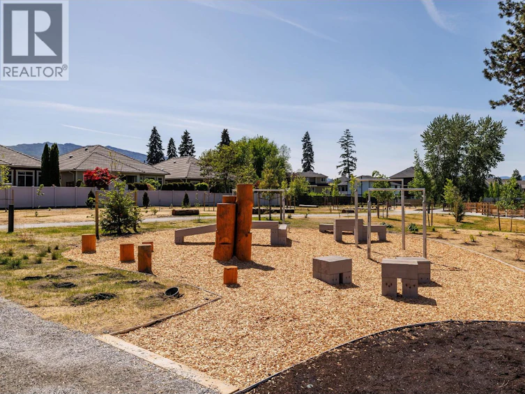 4455 Sherwood Court, Kelowna, BC, V1W 1E7 - 44