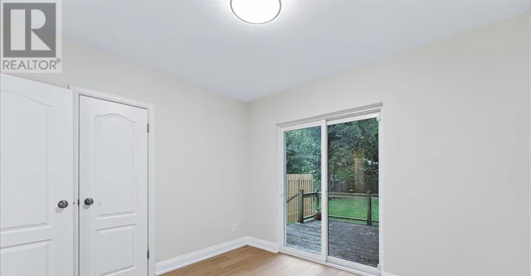 UPPER-39 Reiner Road, Toronto, ON, M3H 2L3 - 28
