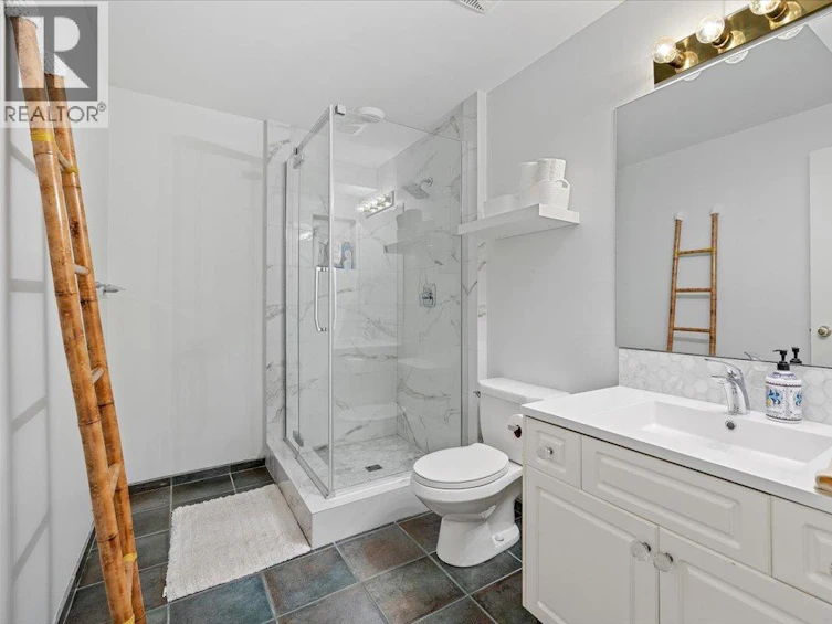 773 Siwash Court, Kelowna, BC, V1V 1N5 - 17